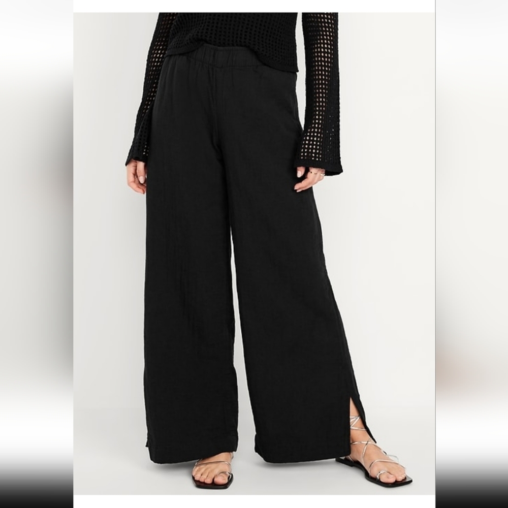 NWT - Old Navy High Rise Black Wide-Leg Crinkle Gauze Pants with Leg Vents